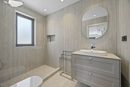 2d426816a14211a19040cbfb7d87ec81 - 35