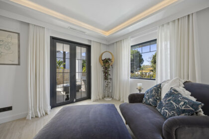 2d426816a14211a19040cbfb7d87ec81 - 42