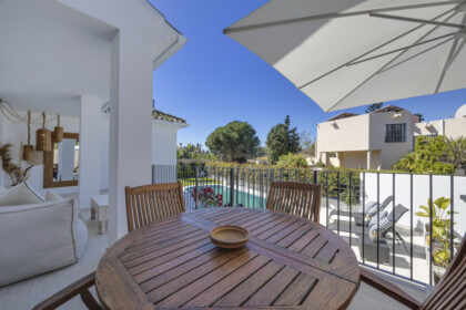 2d426816a14211a19040cbfb7d87ec81 - 49