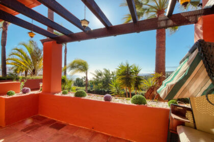 2dc527d4d47c0b7a15f636125c200430 - 1