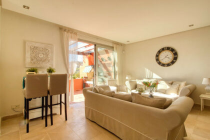 2dc527d4d47c0b7a15f636125c200430 - 13