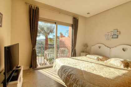 2dc527d4d47c0b7a15f636125c200430 - 25