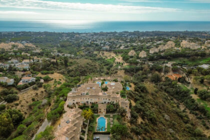 2de898981fb1102bb98c2df5a1dd791f - 30