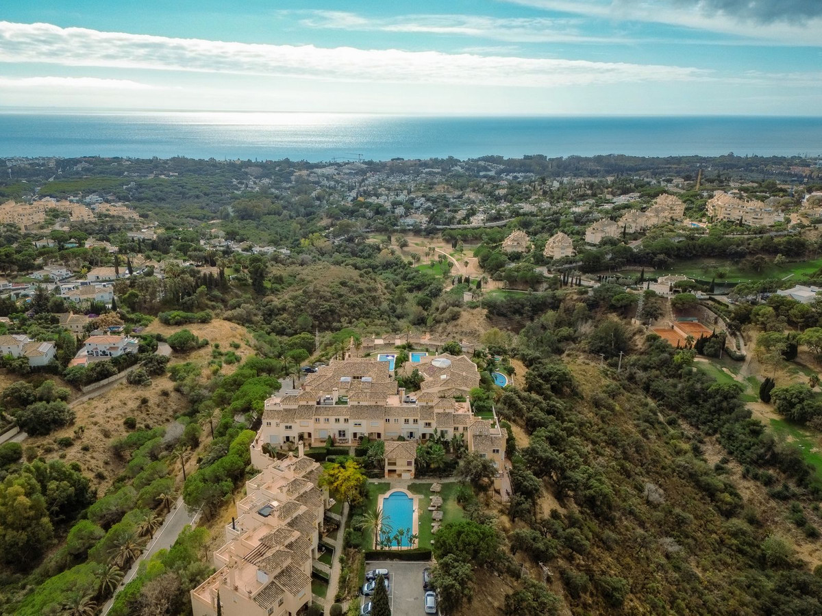 2de898981fb1102bb98c2df5a1dd791f - 30