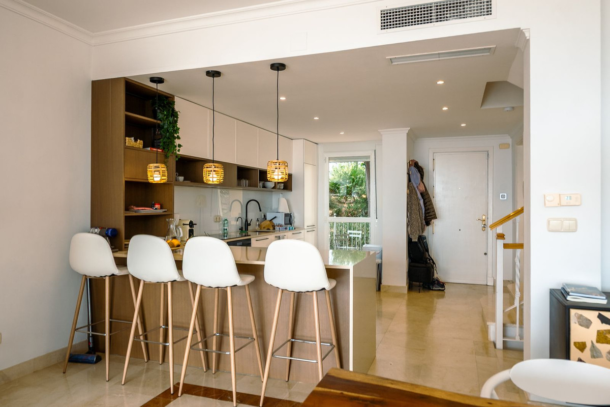 2de898981fb1102bb98c2df5a1dd791f - 5