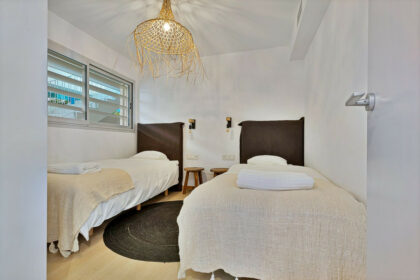 31540133703196cf475786dd03e3d3db - 16