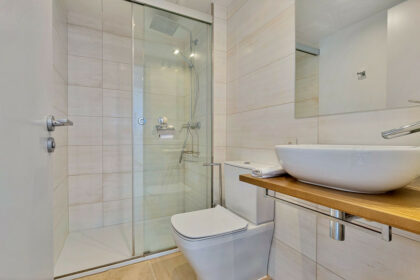 31540133703196cf475786dd03e3d3db - 18