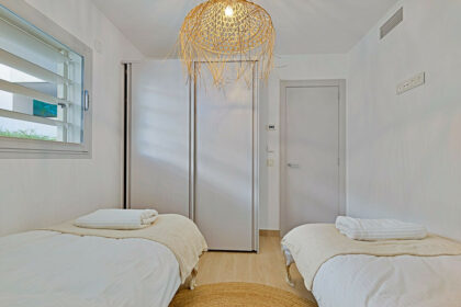 31540133703196cf475786dd03e3d3db - 20