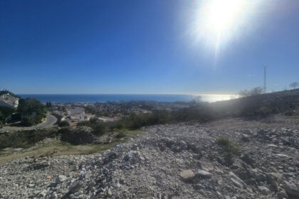 323b8f61df022326d195c5aa0716f9f1 - 1