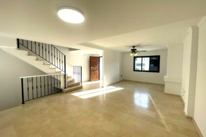 37112db11672464d4424b84ab99f3bdb - 1