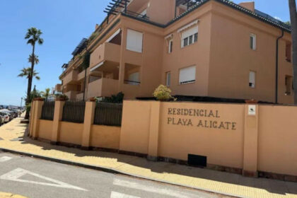 39bf0195eb5d51e6407d2a86d42c3154 - 10