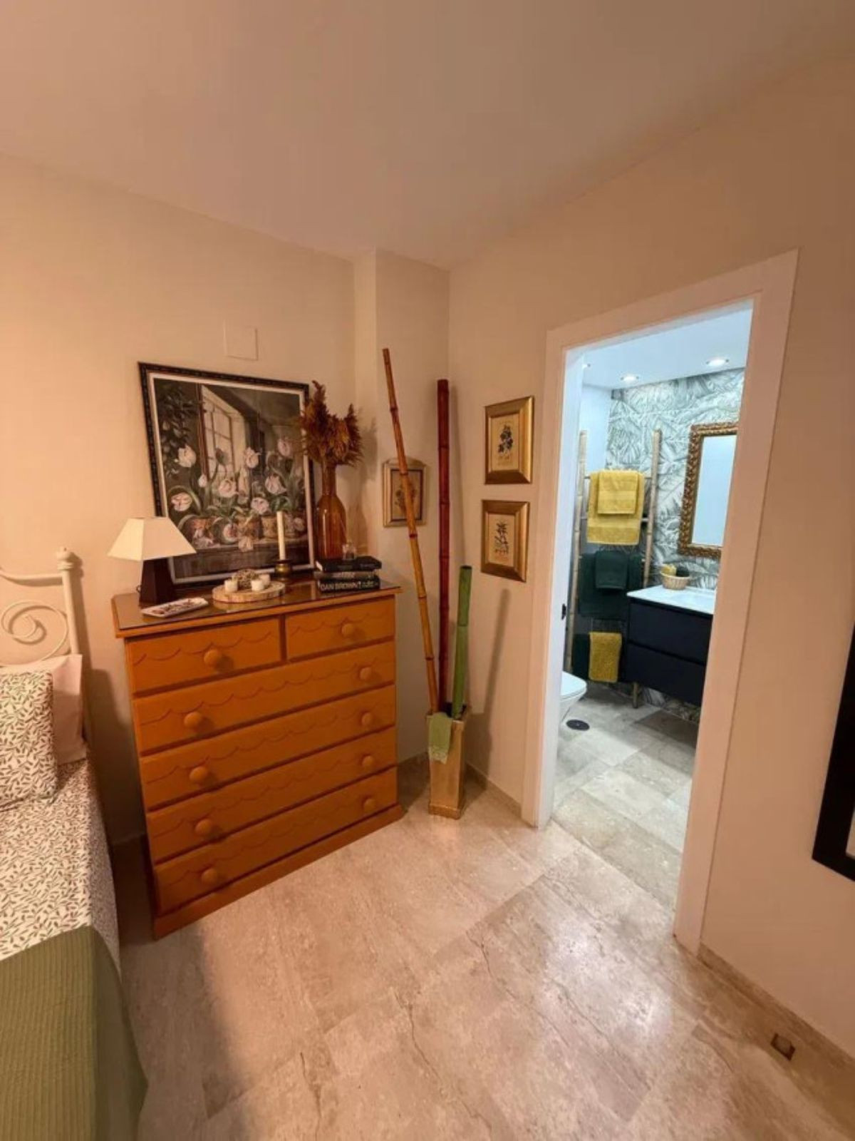 39bf0195eb5d51e6407d2a86d42c3154 - 23