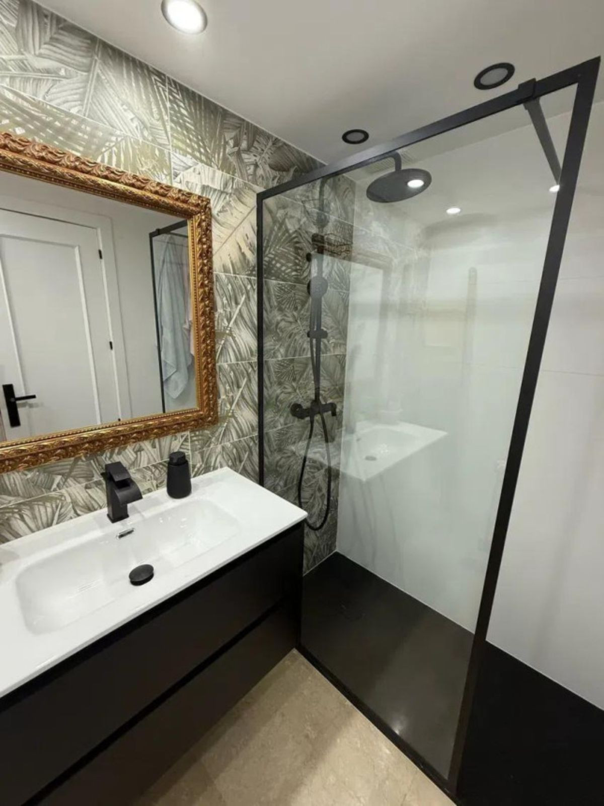 39bf0195eb5d51e6407d2a86d42c3154 - 27