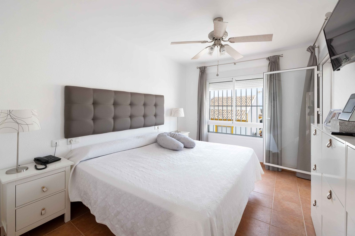 3a43aade3770e19ff3f68eb86f64d203 - 1