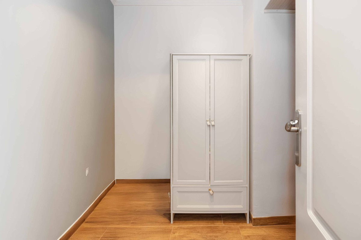 3a43aade3770e19ff3f68eb86f64d203 - 11