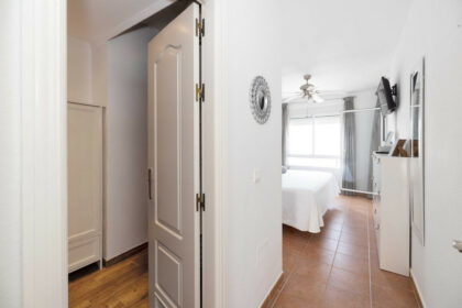 3a43aade3770e19ff3f68eb86f64d203 - 12