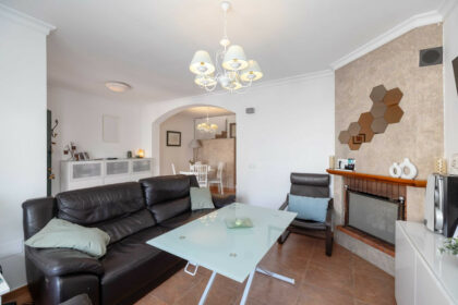 3a43aade3770e19ff3f68eb86f64d203 - 15