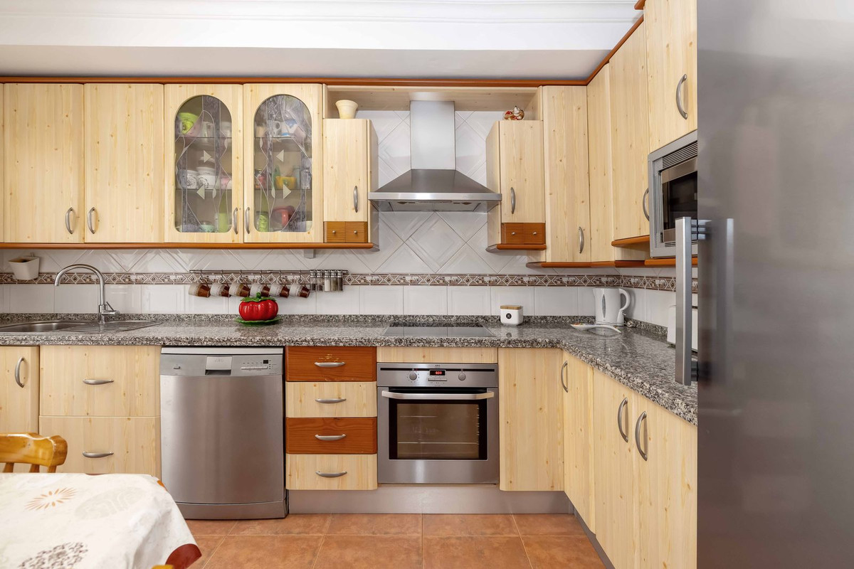 3a43aade3770e19ff3f68eb86f64d203 - 37