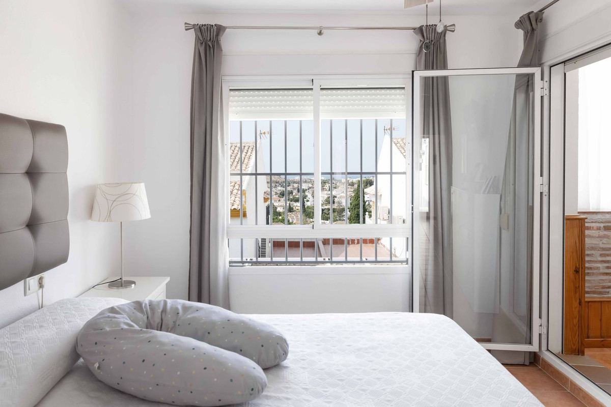 3a43aade3770e19ff3f68eb86f64d203 - 9