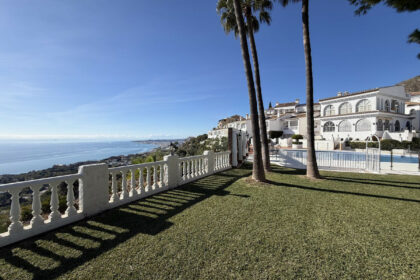 3b4630fdb3032b79a8373d3e5a8a7b4b - 1