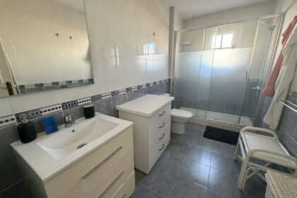 3b4630fdb3032b79a8373d3e5a8a7b4b - 11