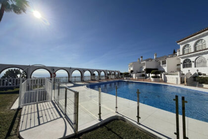 3b4630fdb3032b79a8373d3e5a8a7b4b - 4