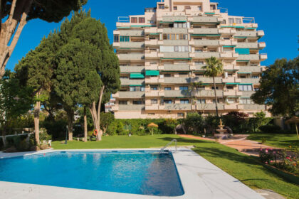 3b691f90771a7e8eceea86fc5379603f - 21