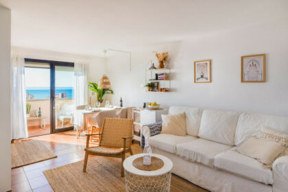 3b691f90771a7e8eceea86fc5379603f - 3