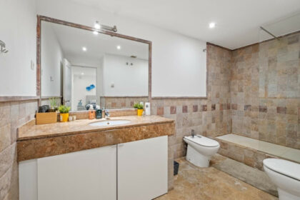 3db3472d907684c77cbe5415b0afae80 - 21