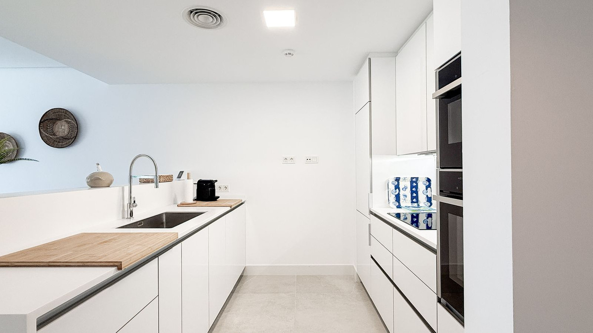 3f3bb053deb15dfe2b30ff2bc557f8b8 - 14