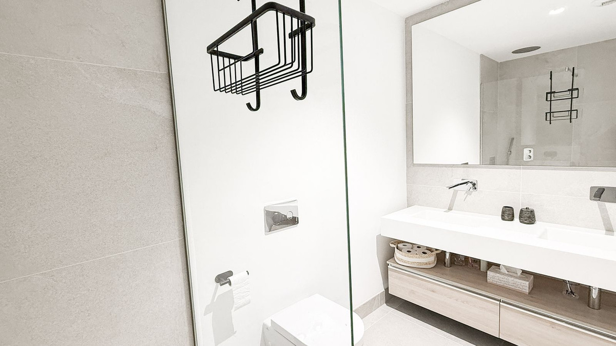 3f3bb053deb15dfe2b30ff2bc557f8b8 - 19