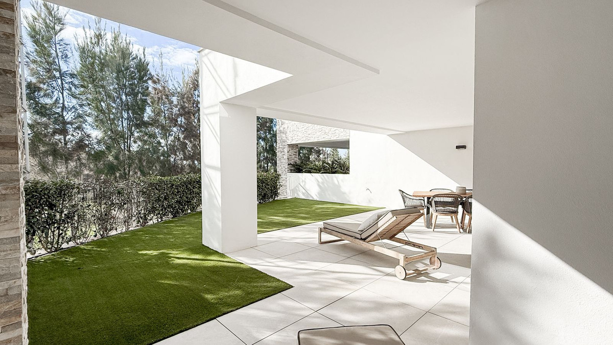 3f3bb053deb15dfe2b30ff2bc557f8b8 - 33