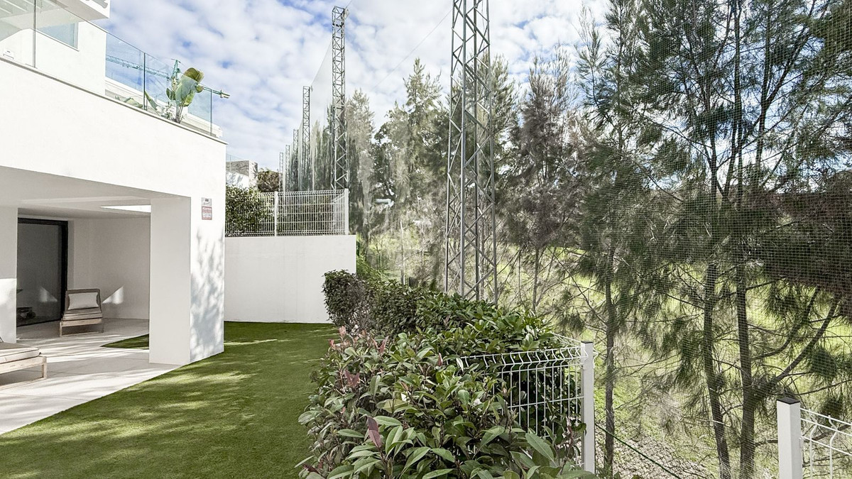 3f3bb053deb15dfe2b30ff2bc557f8b8 - 38