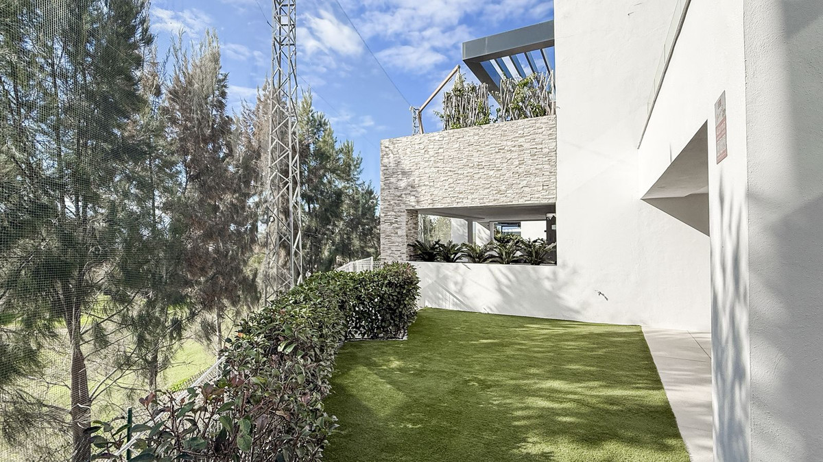 3f3bb053deb15dfe2b30ff2bc557f8b8 - 39