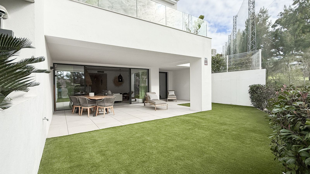 3f3bb053deb15dfe2b30ff2bc557f8b8 - 44