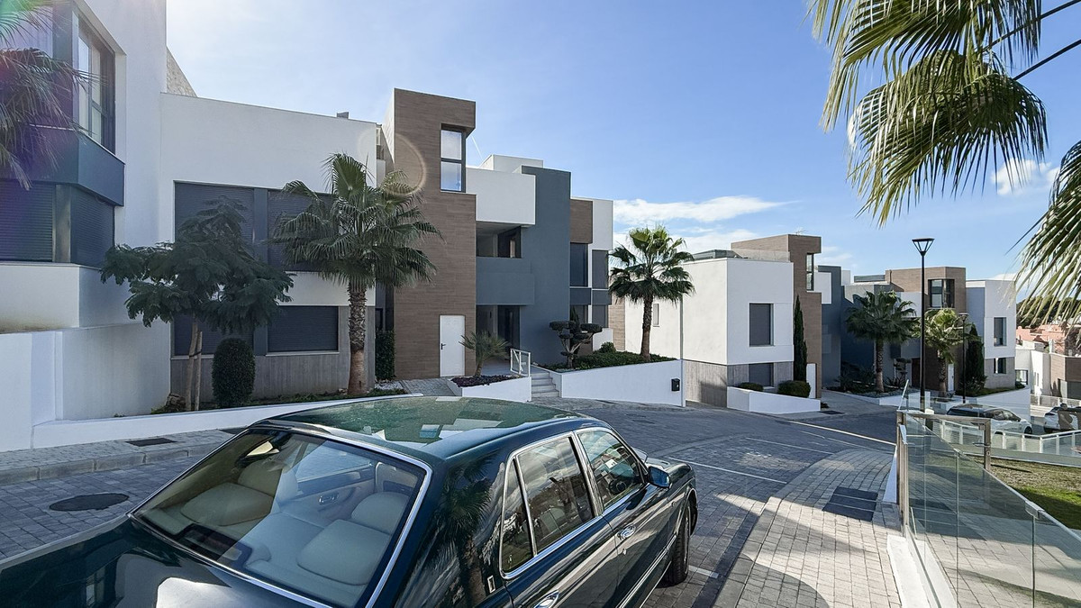 3f3bb053deb15dfe2b30ff2bc557f8b8 - 49