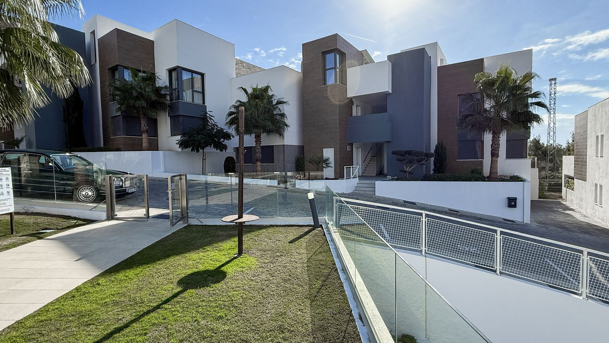 3f3bb053deb15dfe2b30ff2bc557f8b8 - 52