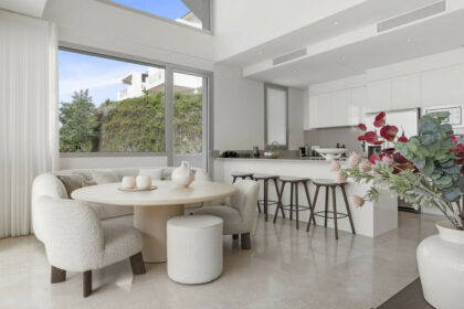 40a1a27512764b124f225bde272aade5 - 1