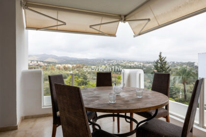 41bd7cc616bdc9b2d2e8d145114da58a - 10