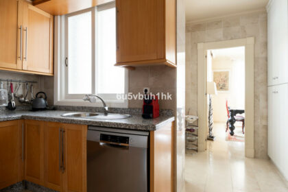 41bd7cc616bdc9b2d2e8d145114da58a - 9