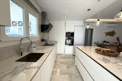 41d4651af4b00c65dc6a313f0d0bbcc7 - 4