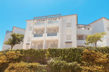 4301138dd13788c0da830eec6cb632c0 - 1