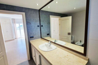 4a1db00960b8e69f4865fcdbc72c26c7 - 15