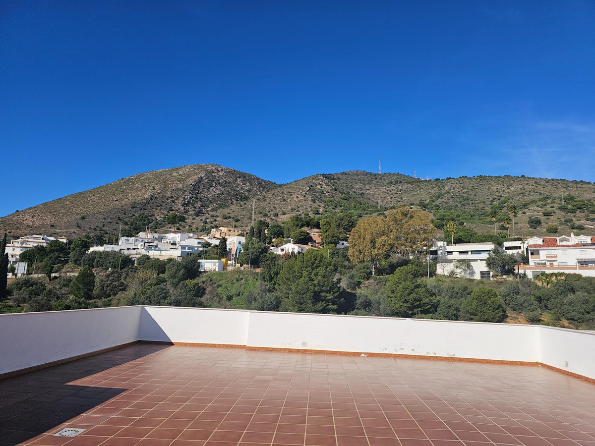 4af80fe55e0b1960b858654519ce9f35 - 24