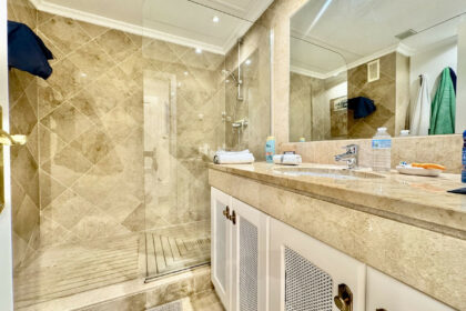 4c15595621c9ac9e777d90ccd14580c7 - 30