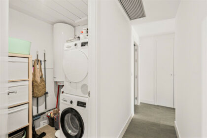 4e4f9b5483ef5311a43dfba93f8e3920 - 19