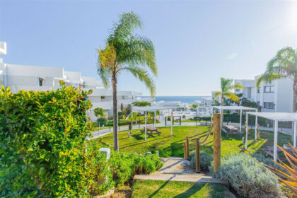 4e4f9b5483ef5311a43dfba93f8e3920 - 27