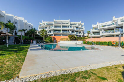 4e4f9b5483ef5311a43dfba93f8e3920 - 28