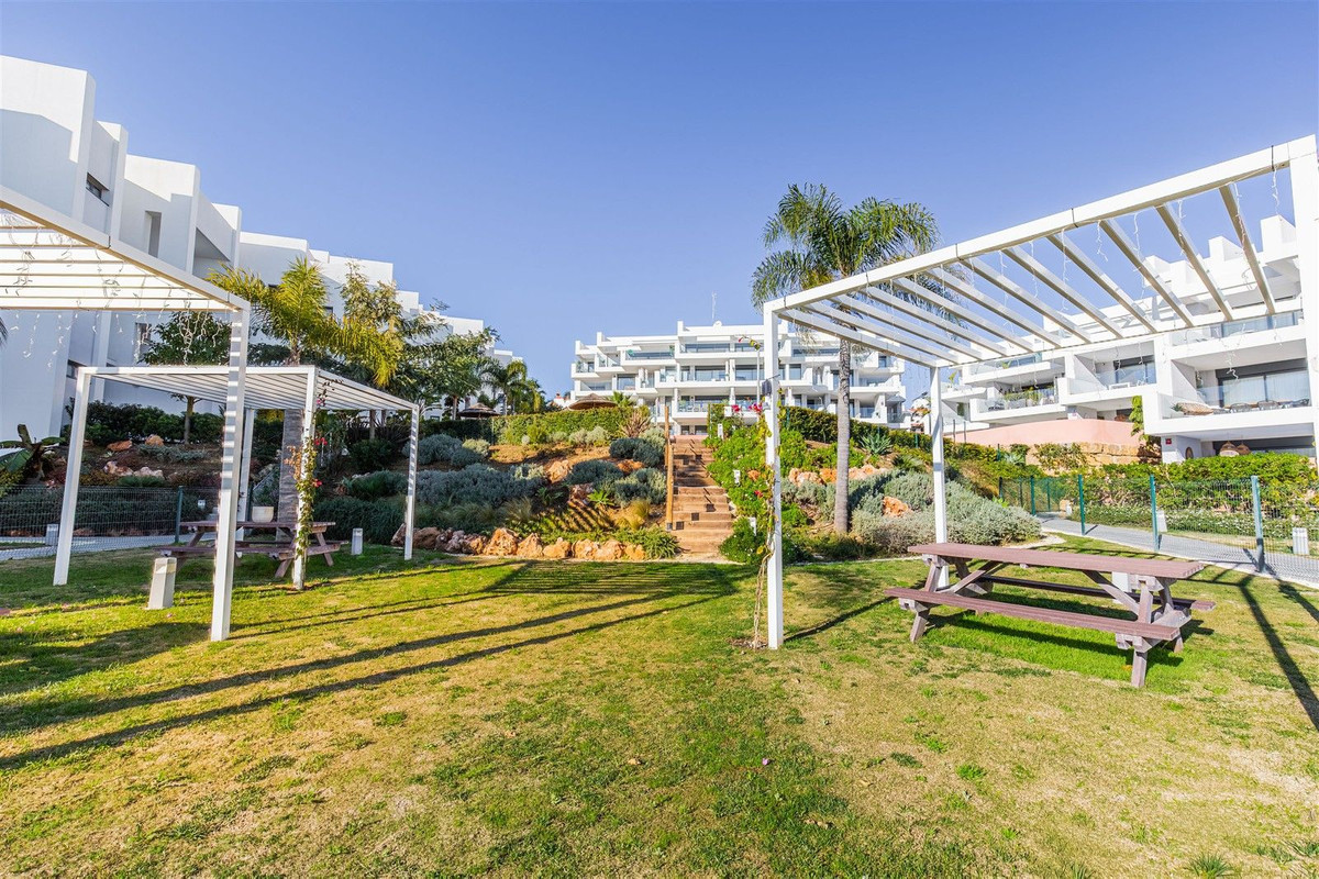 4e4f9b5483ef5311a43dfba93f8e3920 - 30