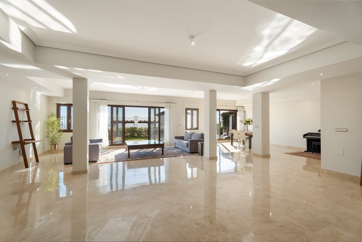 4ec49dcd5e445004433481b216afcb8d - 36